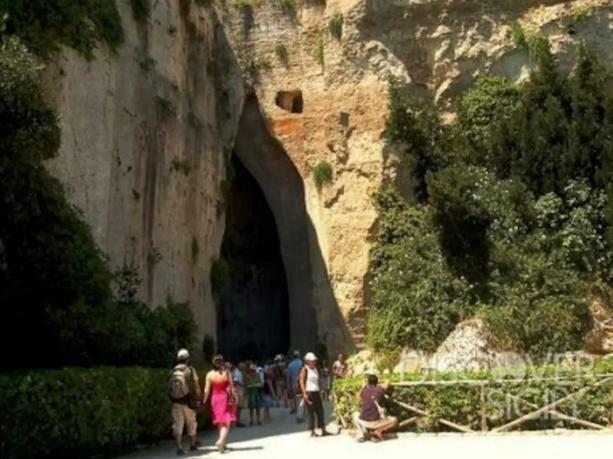 Casa Vacanze Parco Archeologico Syracuse Ngoại thất bức ảnh